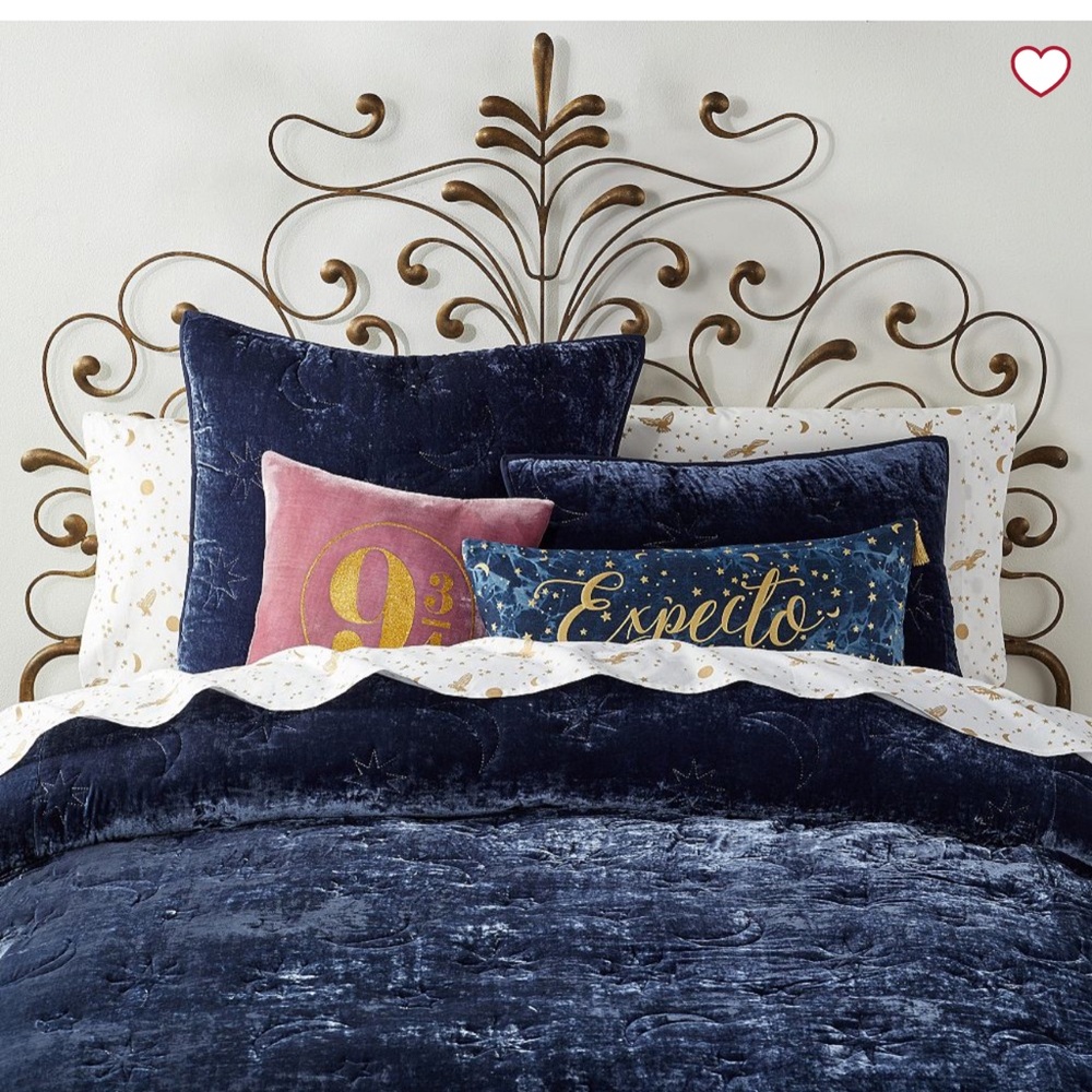Plush Velvet Throw Blanket